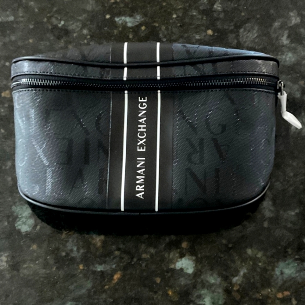 NWT Armani Exchange Men's Black Waistbag